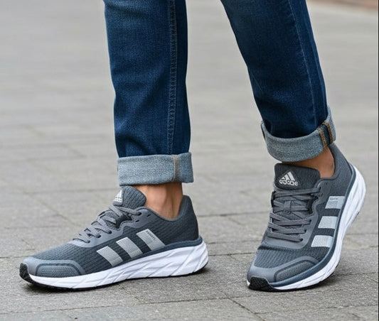 Super Premium Quality Branded Sneaker (390)