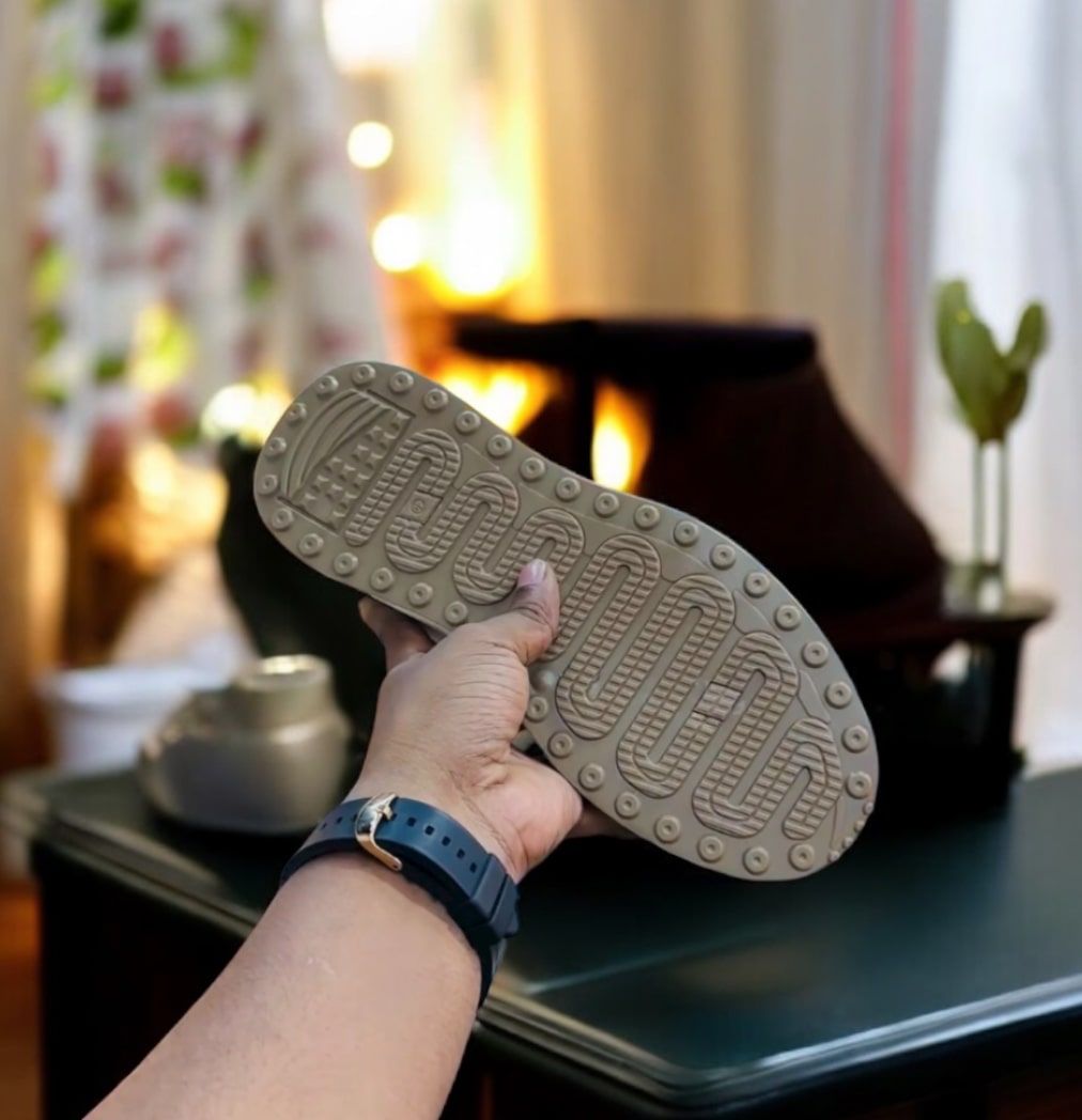 Dual-Tone Everyday Classic Comfort Sneakers (S-319)