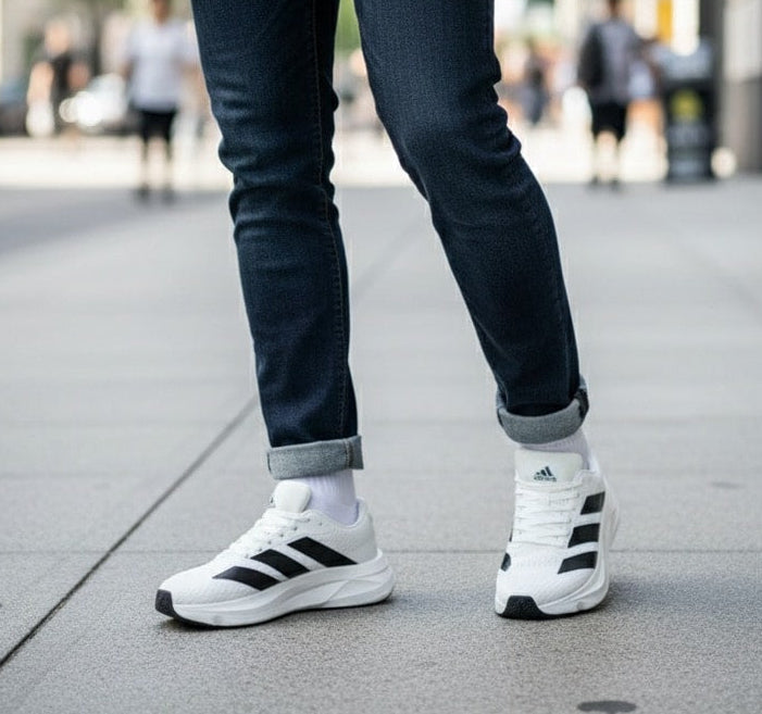 (Socks ফ্রি) Super Premium Quality Branded Sneaker (S-375)