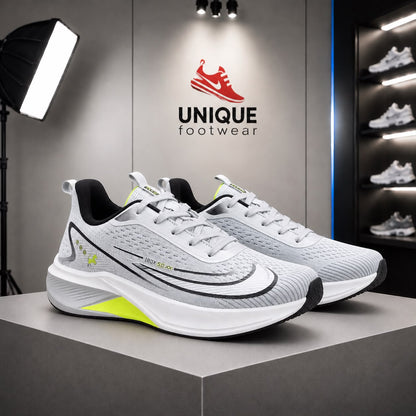 Super Premium Quality Branded Sneaker (550)