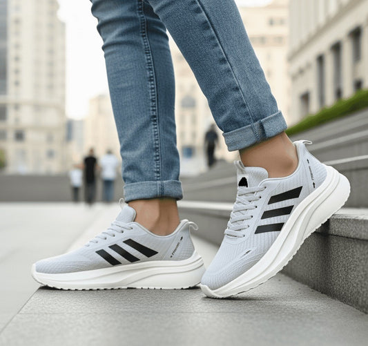 (Socks ফ্রি) Imported Premium Branded Sneaker (S-318)