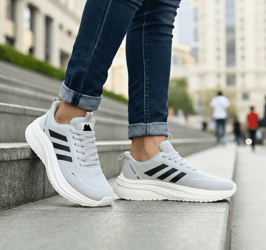 (Socks ফ্রি) Imported Premium Branded Sneaker (S-318)