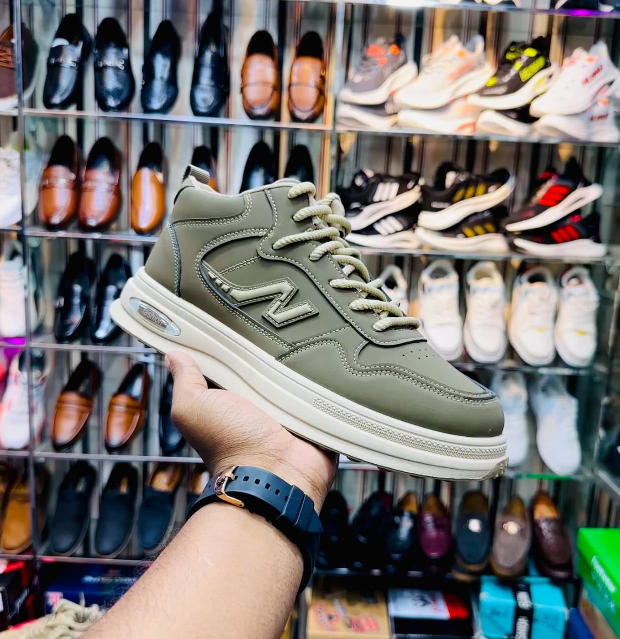 Dual-Tone Everyday Classic Comfort Sneakers (S-320)