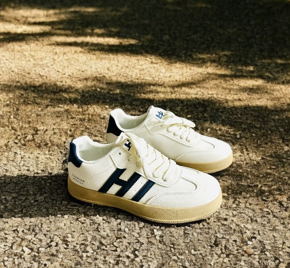 Super Premium Quality Branded Sneaker Navy Blue & White (10)