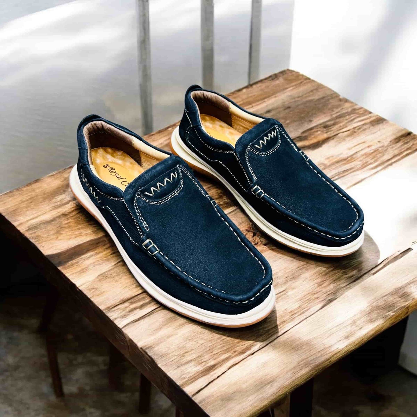 Black Color Royal Cobra Cow Leather Loffer (L-292)