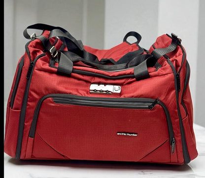 Family Size 24–28" Inch Arctic Hunter Travel Bag (M-111)